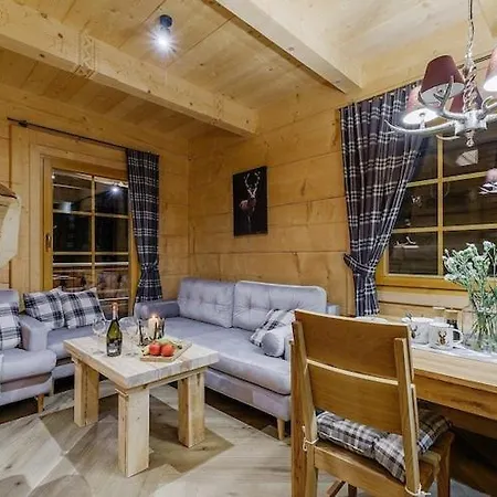 Dom wakacyjny Two-story Mountain-style House, Sauna, Jacuzzi Murzasichle