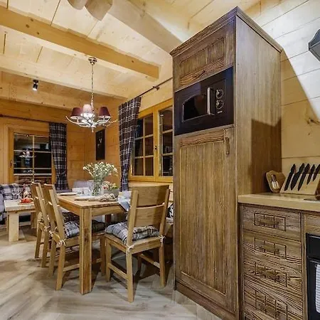 Two-story Mountain-style House, Sauna, Jacuzzi Dom wakacyjny