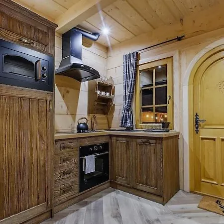 Two-story Mountain-style House, Sauna, Jacuzzi *