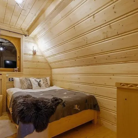 Two-story Mountain-style House, Sauna, Jacuzzi
