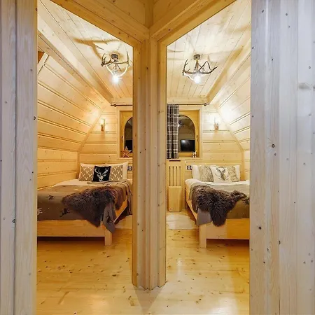 Two-story Mountain-style House, Sauna, Jacuzzi *