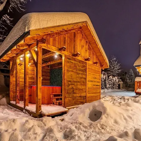 Prázdninový dům Two-story Mountain-style House, Sauna, Jacuzzi Murzasichle